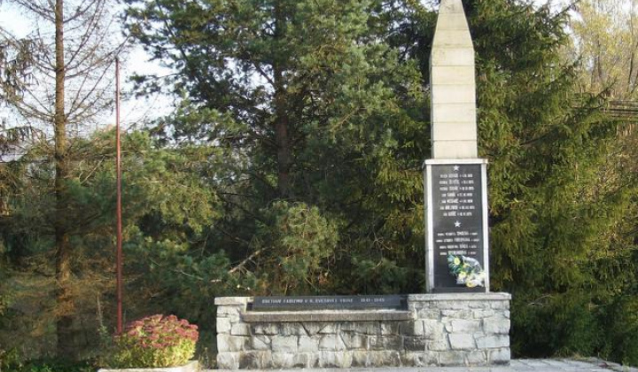 Pamätník obetiam II. sv. vojny v obci 